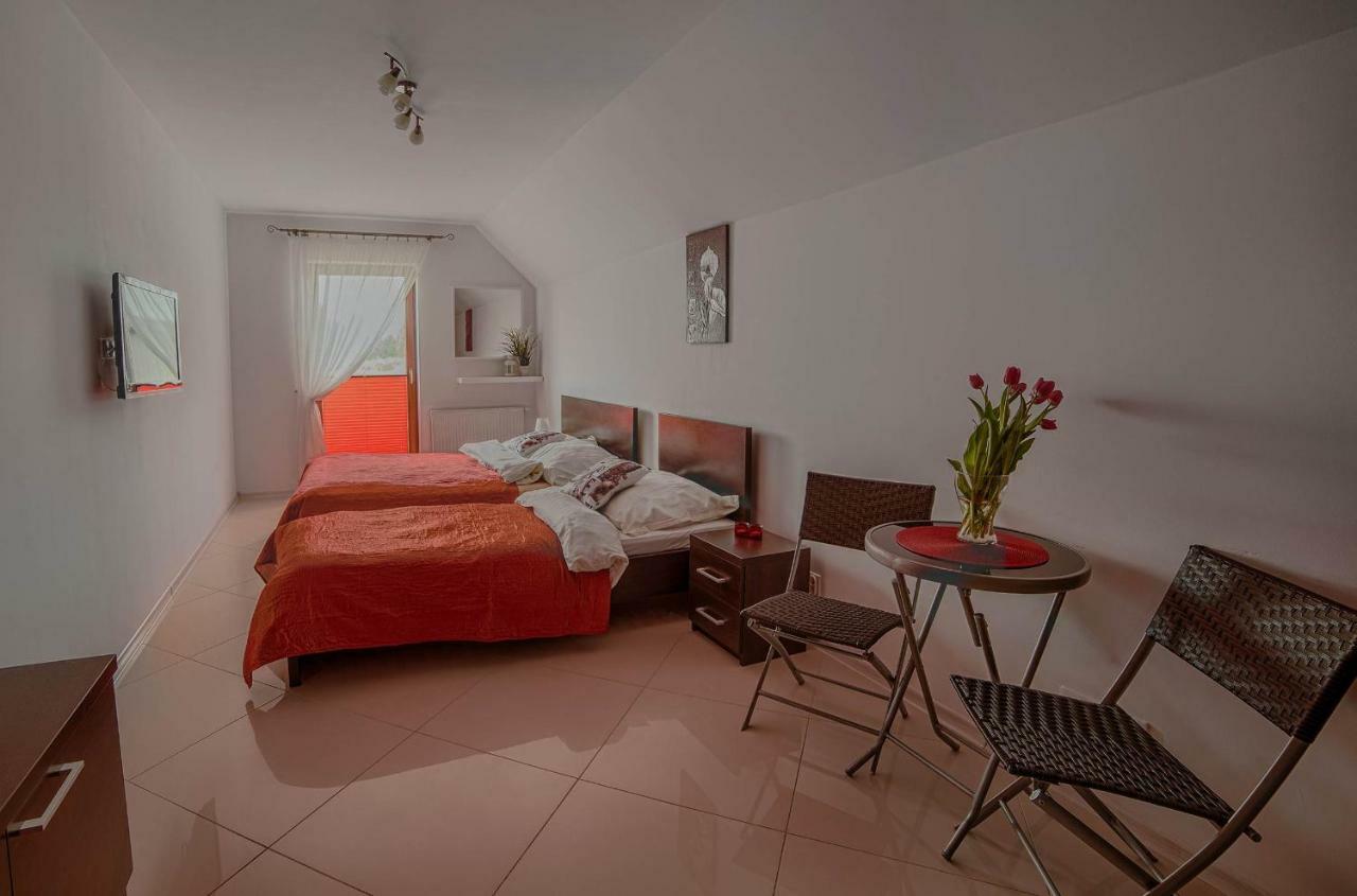4 Strony Swiata Apartment Jaroslawiec Ngoại thất bức ảnh